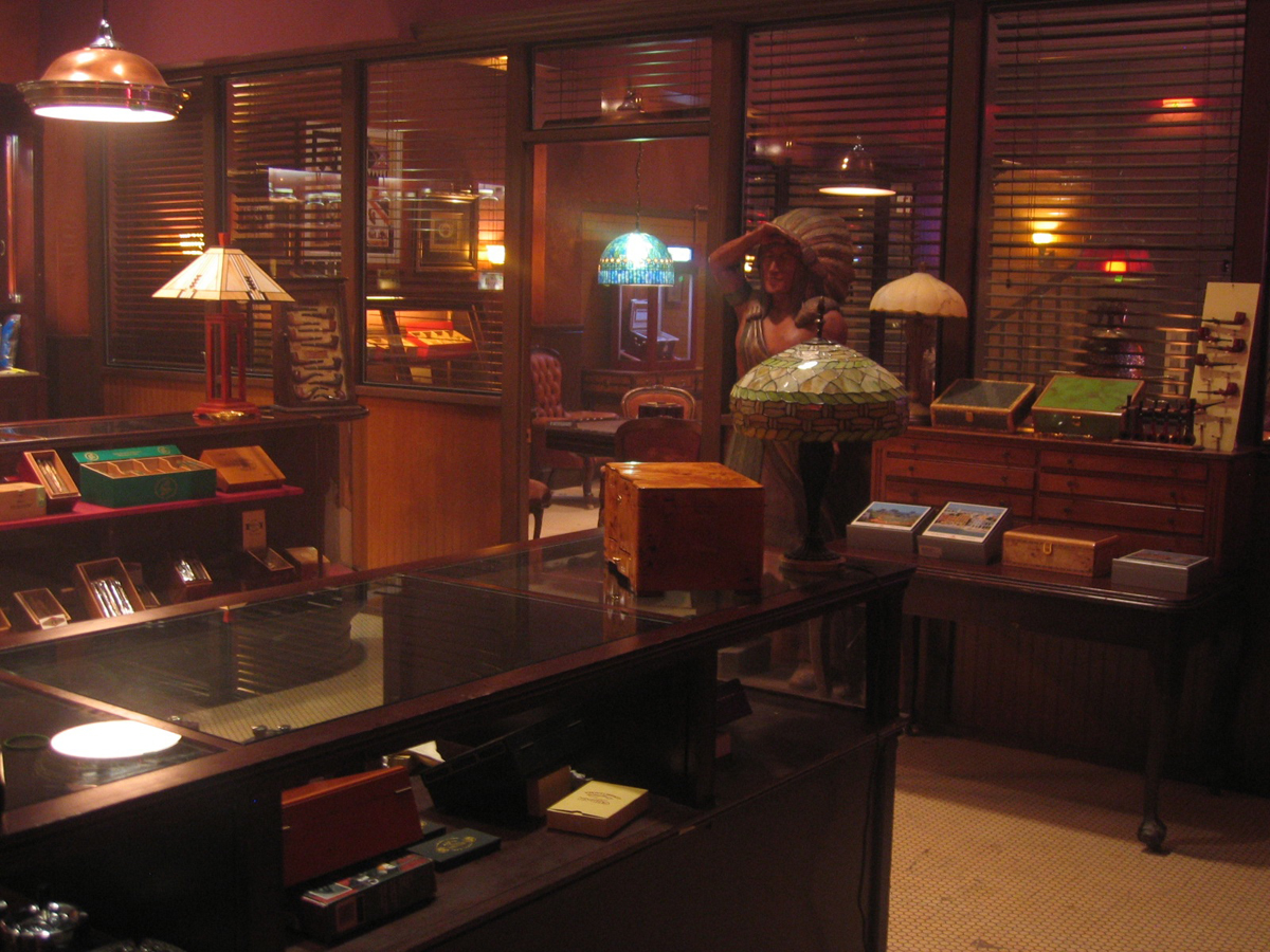 CSI: NY - Antique shop set