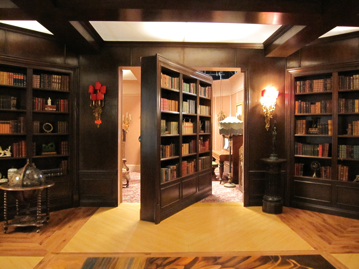 CSI: NY - Secret bookcase set